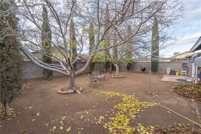 2616 Wikieup Avenue, Kingman, AZ 86401