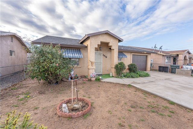 2616 Wikieup Avenue, Kingman, AZ 86401