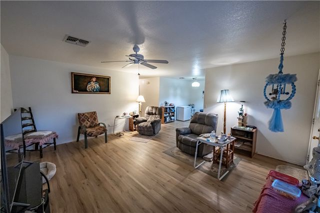 2616 Wikieup Avenue, Kingman, AZ 86401