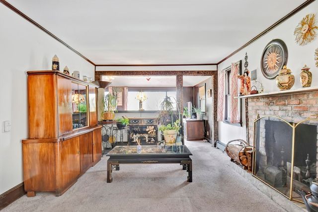 31 Spring St, Lunenburg, MA 01462