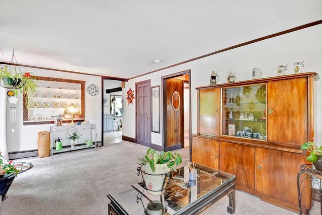 31 Spring St, Lunenburg, MA 01462