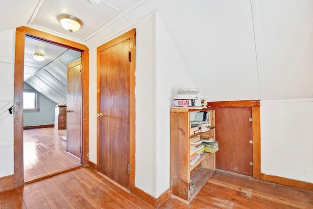 31 Spring St, Lunenburg, MA 01462