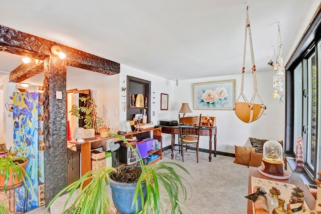 31 Spring St, Lunenburg, MA 01462