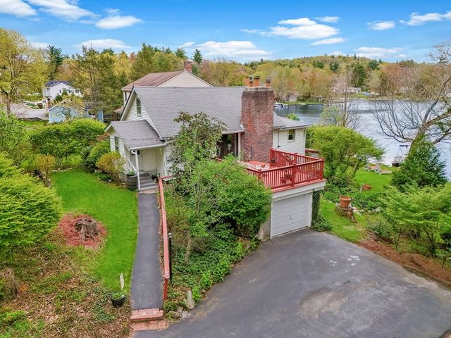 31 Spring St, Lunenburg, MA 01462
