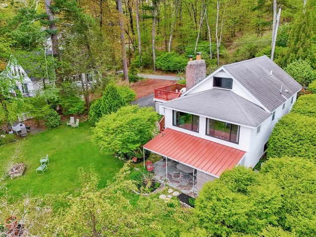 31 Spring St, Lunenburg, MA 01462