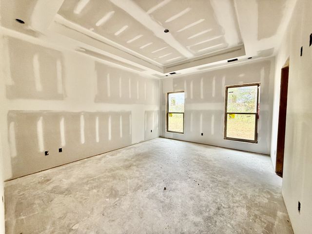 347 Estates Drive, Smithville, TN 37166