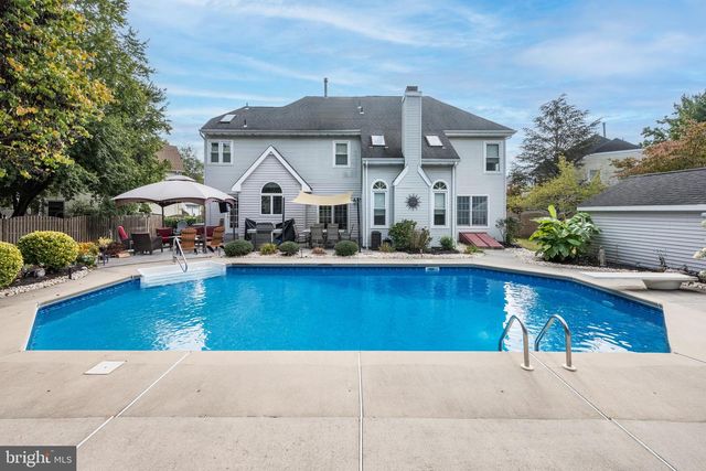 12 BUTLER CT, Medford, NJ 08055