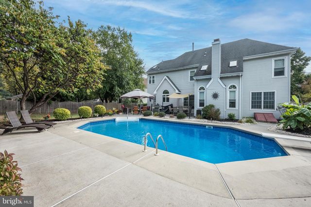 12 BUTLER CT, Medford, NJ 08055