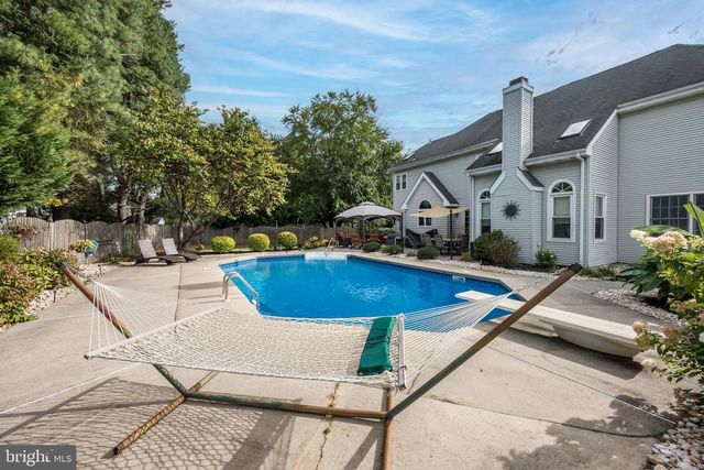 12 BUTLER CT, Medford, NJ 08055