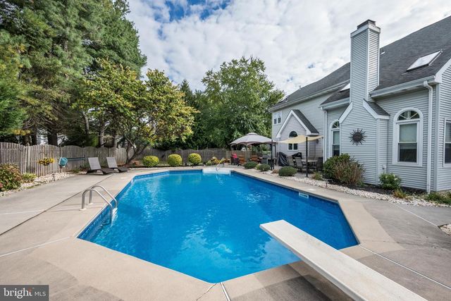 12 BUTLER CT, Medford, NJ 08055