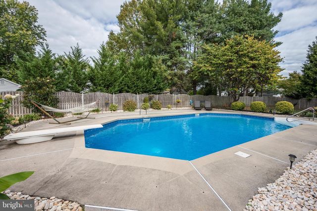 12 BUTLER CT, Medford, NJ 08055