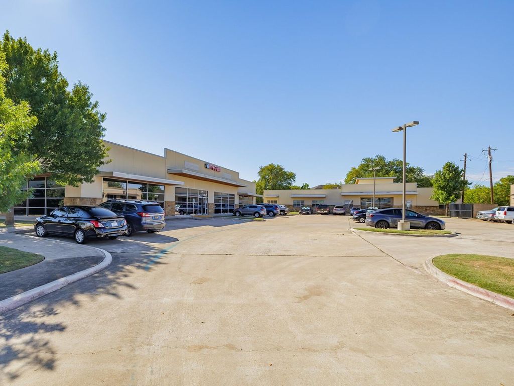 5307 W HWY 290 2, Austin, TX 78735