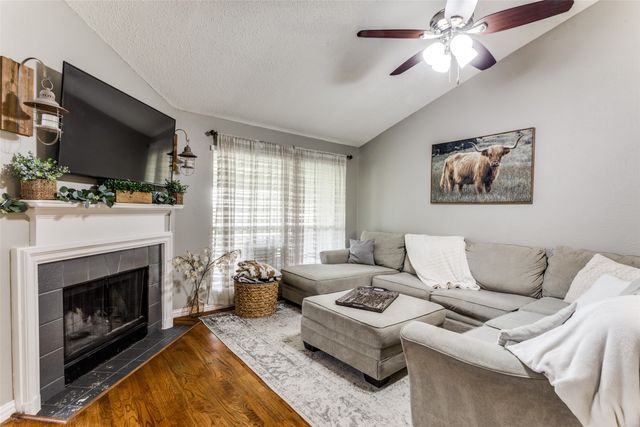 4733 Baytree Drive, Fort Worth, TX 76137