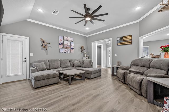 370 Meadors Drive, Alma, AR 72921