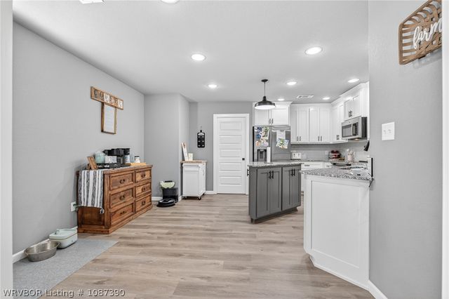 370 Meadors Drive, Alma, AR 72921