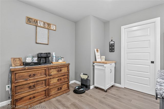 370 Meadors Drive, Alma, AR 72921