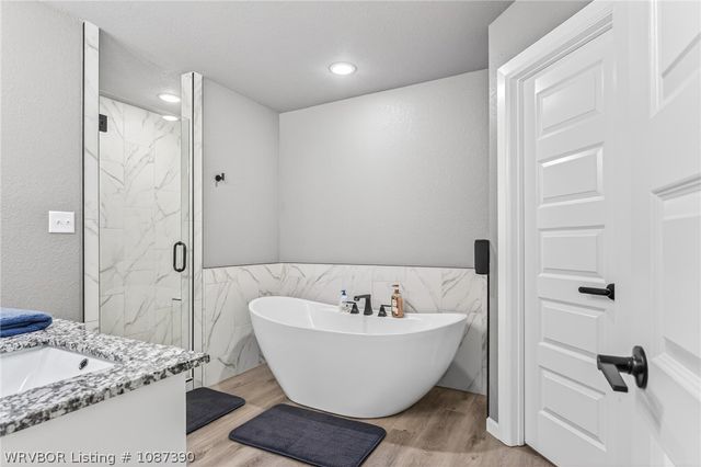 370 Meadors Drive, Alma, AR 72921