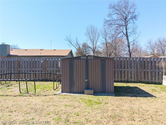 370 Meadors Drive, Alma, AR 72921