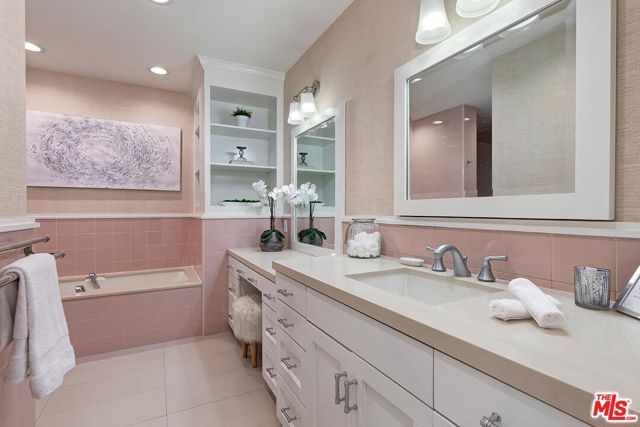10350 Wilshire Boulevard 1102, Los Angeles, CA 90024