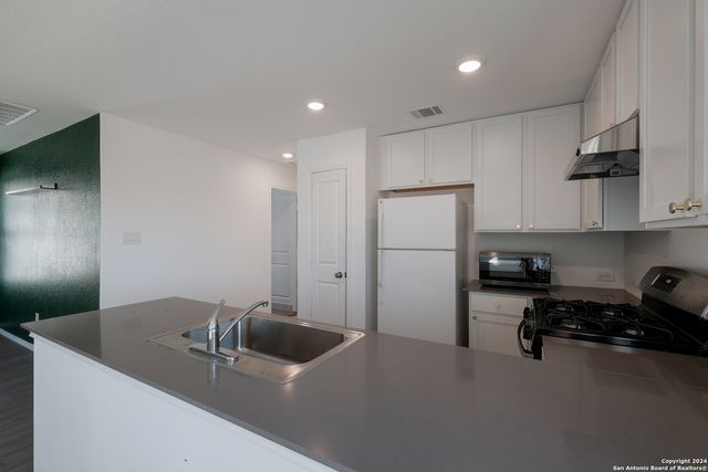 20448 Red Coral, San Antonio, TX 78264
