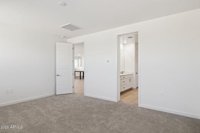 17482 W ILLINI Street, Goodyear, AZ 85338
