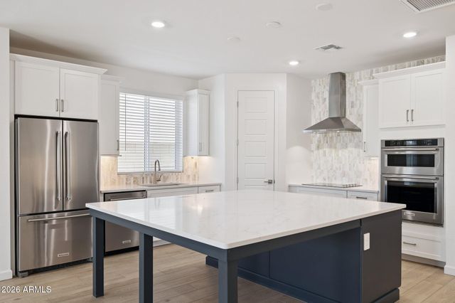 17482 W ILLINI Street, Goodyear, AZ 85338