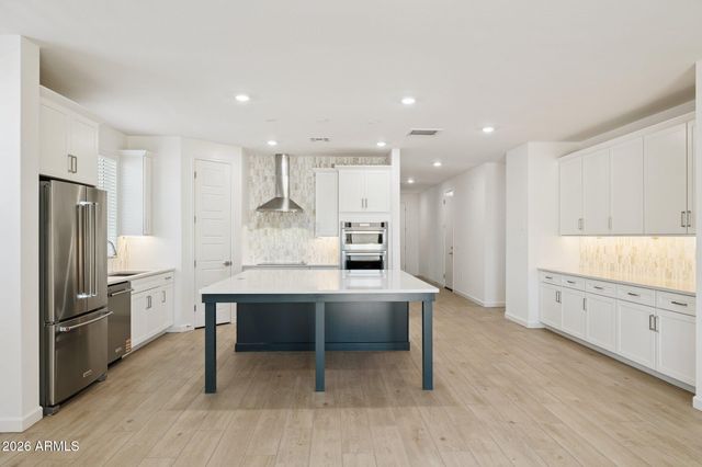17482 W ILLINI Street, Goodyear, AZ 85338