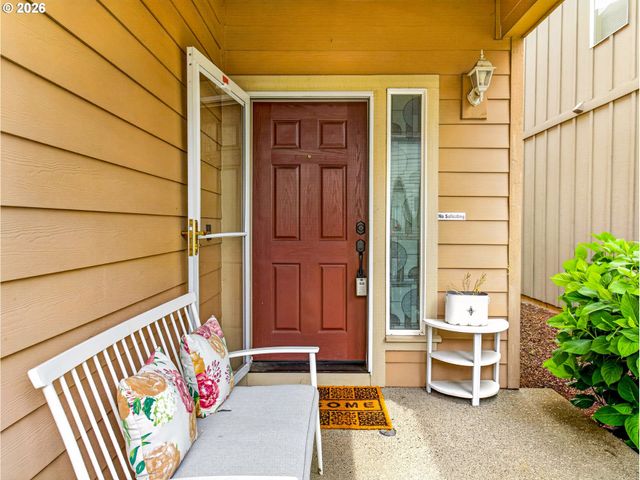 3572 Se PINEWOOD Ave, Hillsboro, OR 97123