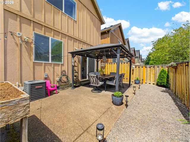 3572 Se PINEWOOD Ave, Hillsboro, OR 97123