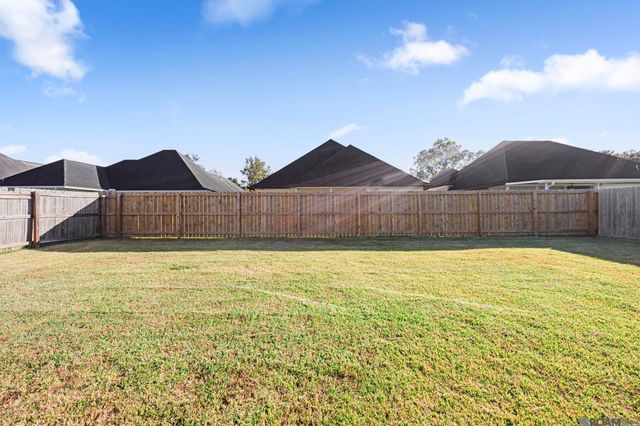 15145 Germany Oaks Blvd, Prairieville, LA 70769