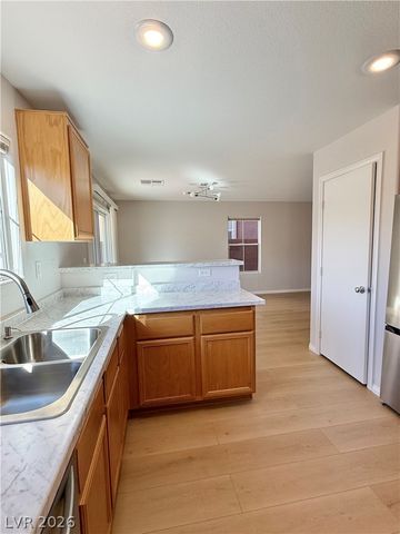 9329 Tonkawa Avenue, Las Vegas, NV 89178