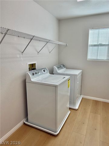 9329 Tonkawa Avenue, Las Vegas, NV 89178