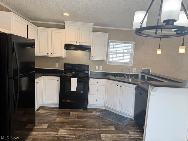 202 W Main Street 139, Conneaut, OH 44030