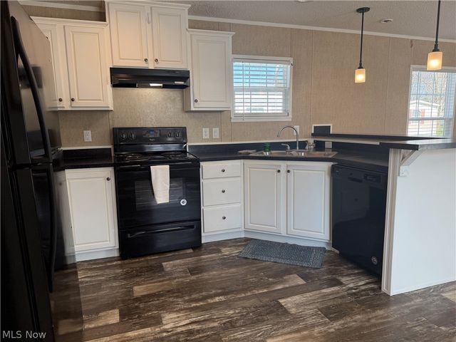 202 W Main Street 139, Conneaut, OH 44030