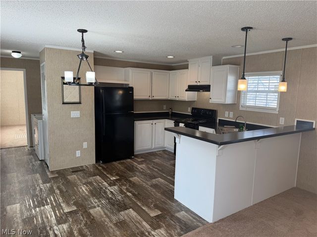 202 W Main Street 139, Conneaut, OH 44030