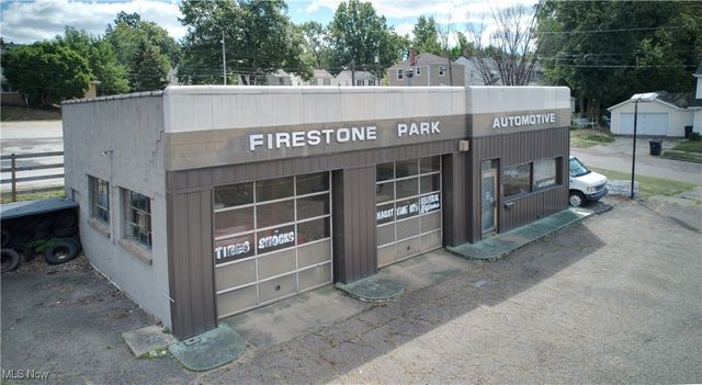 1555 Brown Street, Akron, OH 44301