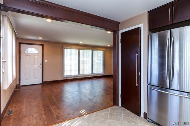 3 Kelvin Drive, Tonawanda, NY 14223