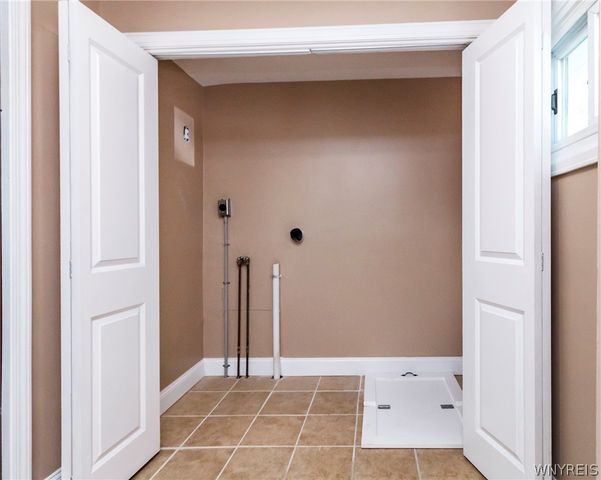 3 Kelvin Drive, Tonawanda, NY 14223