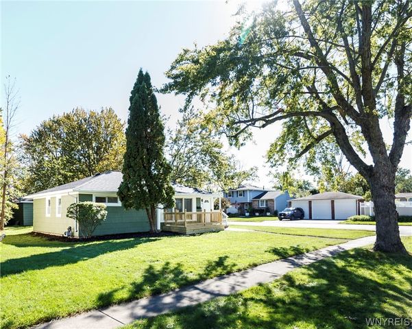 3 Kelvin Drive, Tonawanda, NY 14223