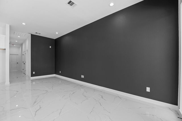 7323 Bastogne Road, Houston, TX 77033