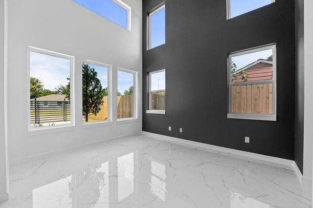 7323 Bastogne Road, Houston, TX 77033