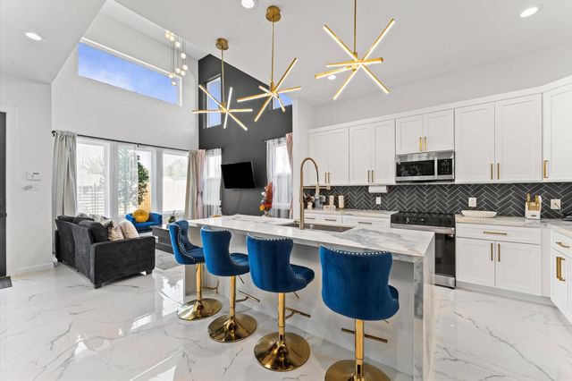 7323 Bastogne Road, Houston, TX 77033