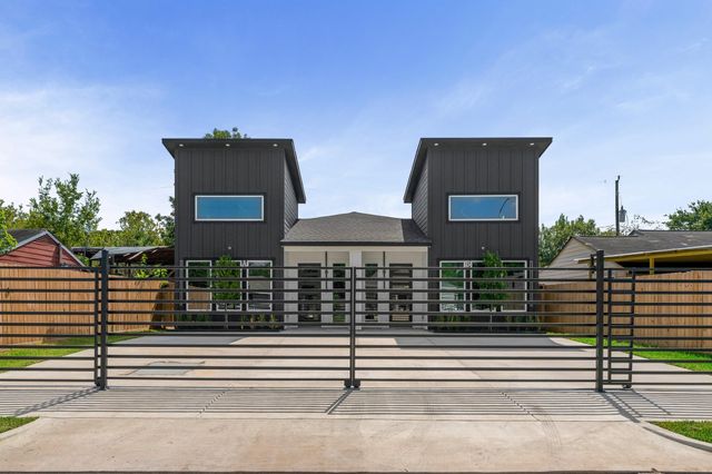 7323 Bastogne Road, Houston, TX 77033