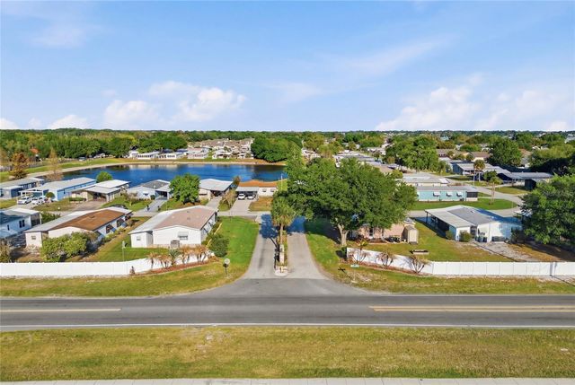 409 VILLAGE CIRCLE SW, Winter Haven, FL 33880