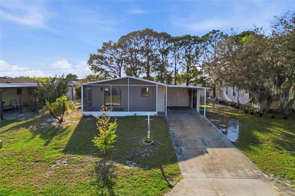 409 VILLAGE CIRCLE SW, Winter Haven, FL 33880