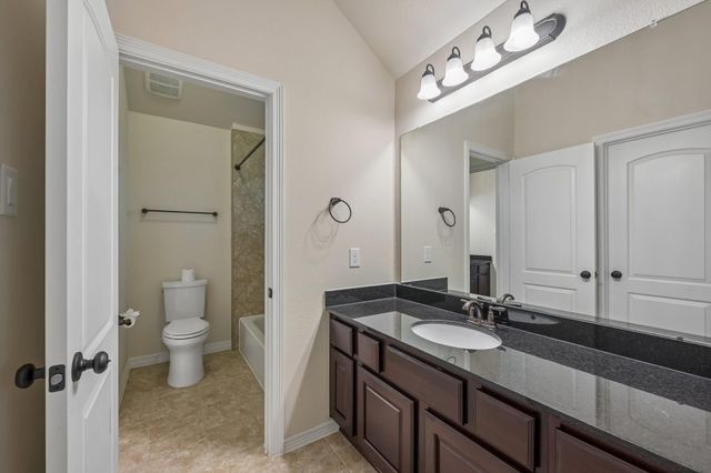 13909 N Lake Branch Lane, Houston, TX 77044