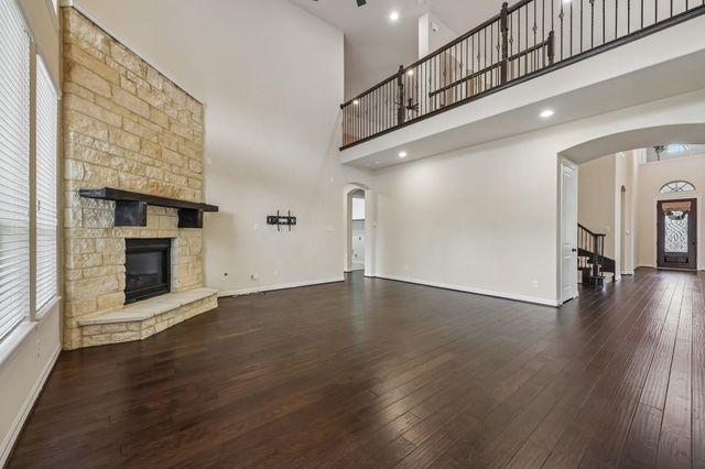 13909 N Lake Branch Lane, Houston, TX 77044