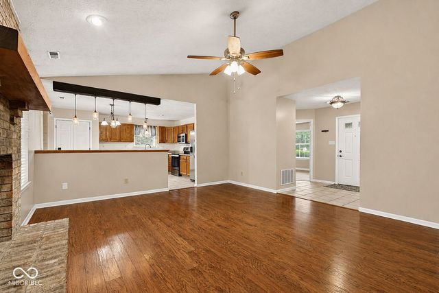 20834 Summitt Road, Noblesville, IN 46062