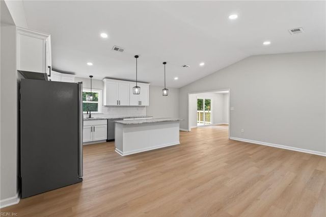 7396 Birch Island RD, Wakefield, VA 23888