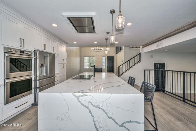 7514 W ENCINAS Lane, Phoenix, AZ 85043